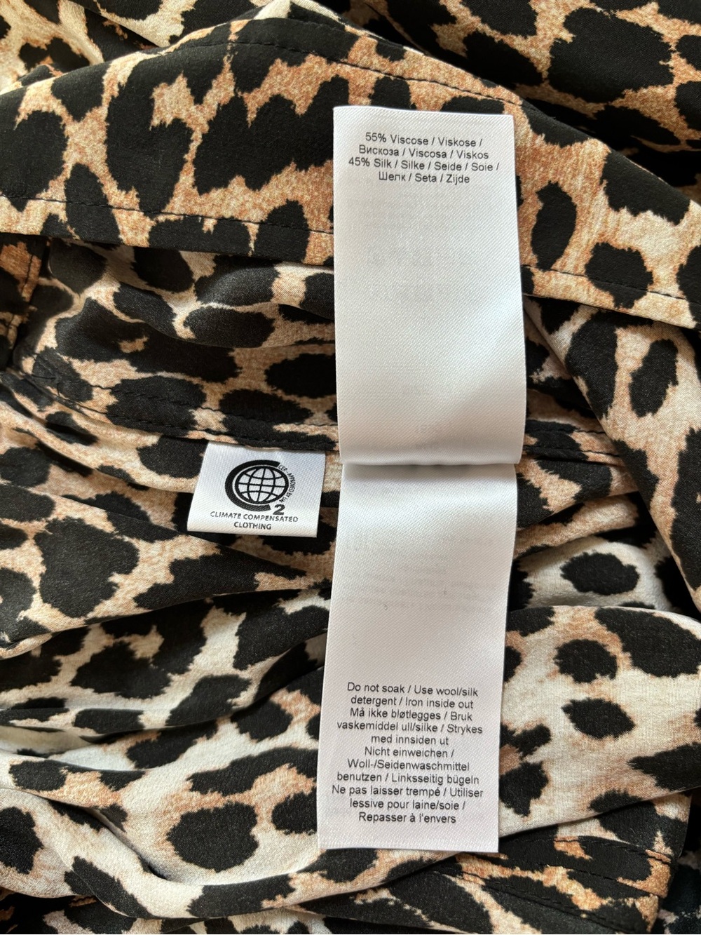 Ganni Silk Leopard Print Cutout Midi Skirt, Size 42/US 10 - Picture 6 of 8